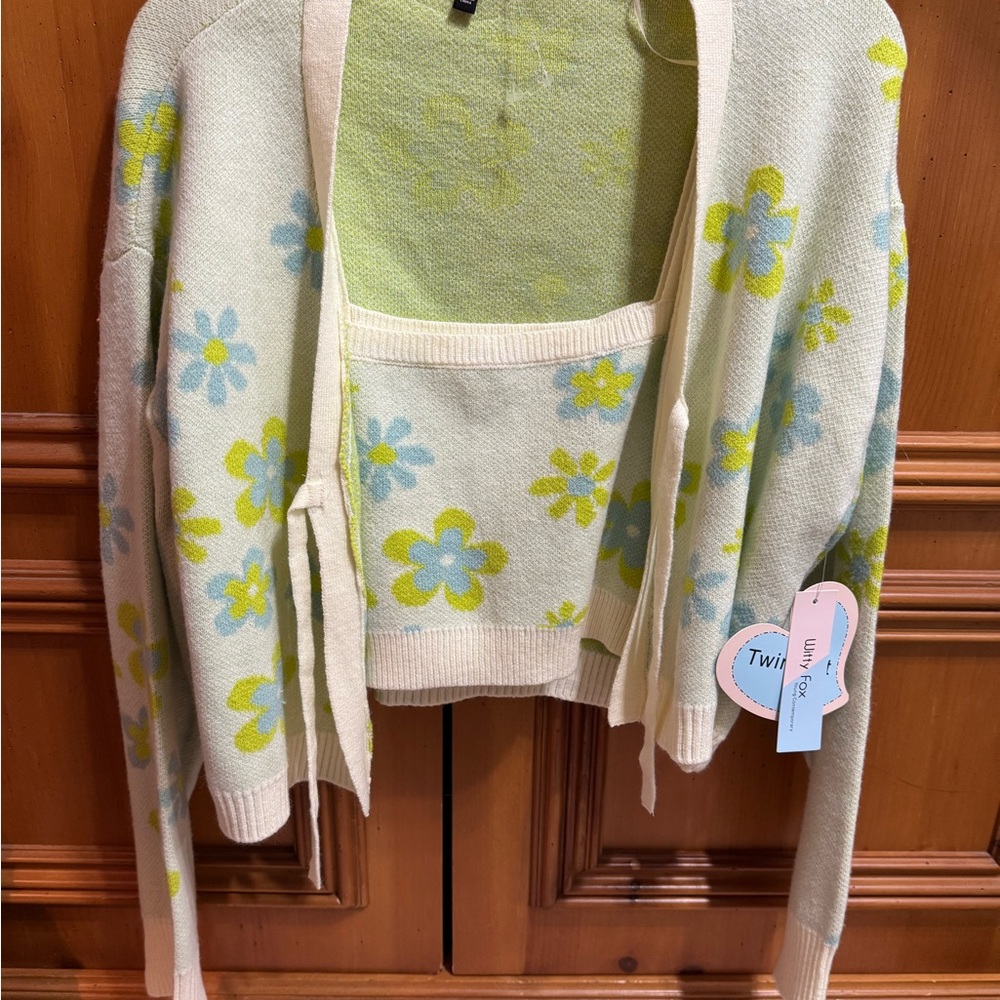 Twik Floral Cardigan Set - Cream and Green